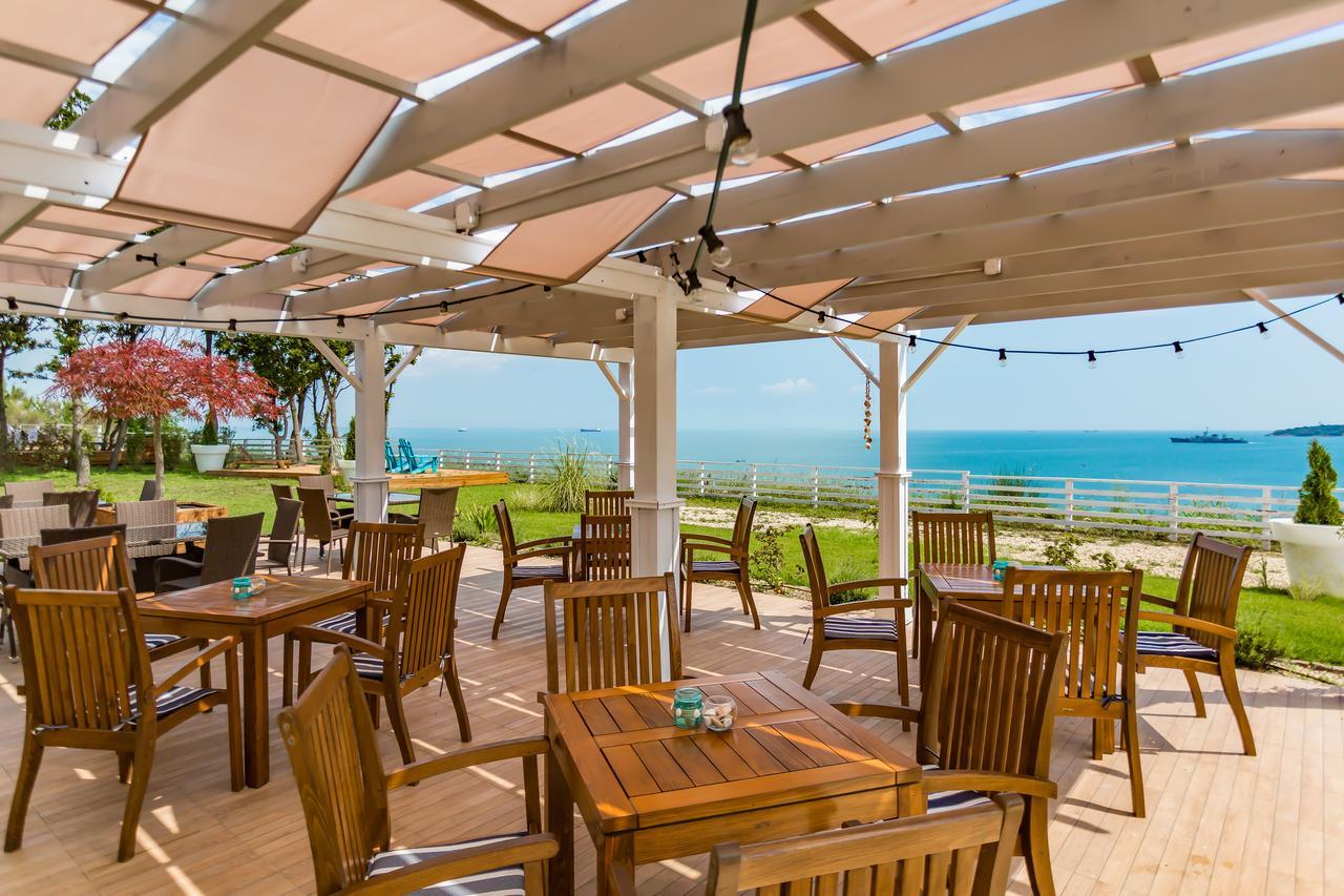 St Anastasia Hotel Burgas Ngoại thất bức ảnh